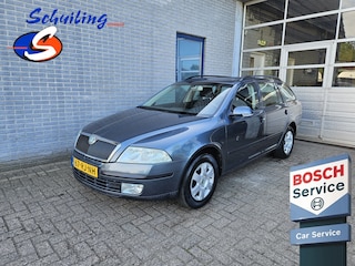 Skoda Octavia Combi 1.6 FSI Elegance