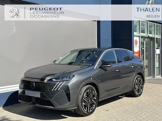 Peugeot 3008 1.2 Hybrid 145 PK Allure | Bouwjaar 2025 | Automaat | Panorama Navigatie | Keyless Entry | Parkeer Camera | Cruise Control | AGR Stoel | Stoelverwarming | Climate Control | LED Verlichting | 19 Inch Lichtmetalen Velgen |