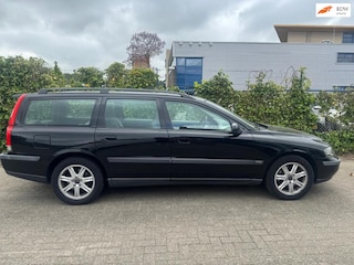 Volvo V70 2.4 T Geartr. C.L.
