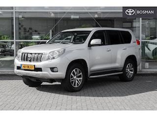 Toyota Land Cruiser 3.0 D-4D 5DR AUT | 7 persoons