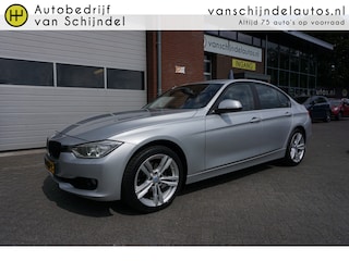 BMW 320I 184PK UPGRADE EDITION ORIGINEEL NEDERLANDS NOV 2012 XENON-LED LEDER SPORTSTOELEN NAVIGATIE ECC AIRCO CRUISECONTROL 18INCH LMV BLUETOOTH PARKEERSENSOREN ENZ...