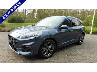 Ford Kuga 1.5 150pk ST-Line X DAP, Tech.Pack, Winter Pack en Trekhaak nw 48.000,-