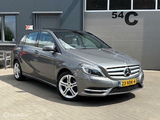 Mercedes-Benz B-klasse 180 Ambition Automaat Panodak/trekhaak