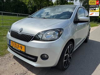 Skoda Citigo 1.0 Elegance AUTOMAAT met navigatie en stoelverwarming