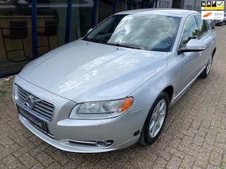 Volvo S80 2.5 FT Momentum 230PK Youngtimer