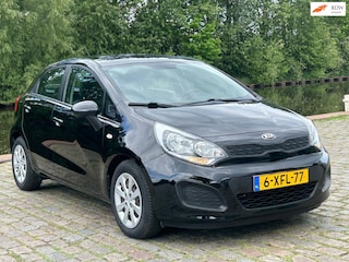 Kia Rio 1.2 CVVT ComfortLine airco navigatie elektrische ramen cv op afs