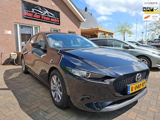 Mazda 3 2.0 e-SkyActiv-X M Hybrid 180 Comfort met Bose. Leder, stoel- & stuurverw, navi, adap.cruise, Bose etc. Prijs rijklaar!