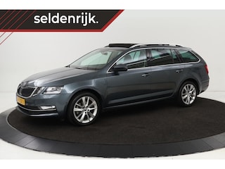 Skoda Octavia 1.0 TSI Style | Panoramadak | Stoelverwarming | Adaptive cruise | Trekhaak | Carplay | Climate control | Sportstoelen