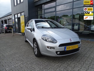 Fiat Punto Evo 1.3 M-Jet Lounge met navi en weinig KM's