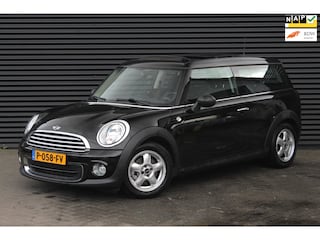 Mini Clubman 1.6 Chili | Panoramadak | Dealer onderhouden | Stoelverwarming |