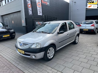 Dacia Logan 1.6 Lauréate 1e Eigenaar! NAP APK