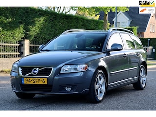 Volvo V50 2.0 Limited Edition | NAVI | CRUISE | CLIMA | XENON | LEDER | ZEER MOOIE GOED ONDERHOUDEN AUTO |
