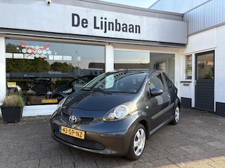 Toyota Aygo 1.0-12V +