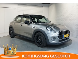 Mini Cooper 1.5 Automaat | Carplay | Dealerauto | Eerste Eigenaar