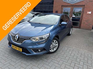 Renault Mégane 1.2 TCe | Groot scherm | Camera | Keyless | Stoelverwarming | Dodehoek detectie | Alcantara | Goed onderhouden
