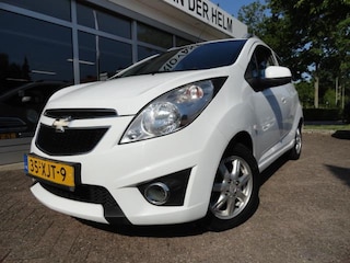 Chevrolet Spark 1.0 16V LT White Limited Edition Bi-Fuel