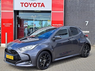 Toyota Yaris 1.5 Hybrid Executive NAVIGATIE DRAADLOOS LADEN STOELVERWARMING ELEK. SPIEGELS APPLE/ANDROID