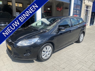 Ford Focus Wagon 1.0 EcoBoost Trend NL AUTO/NIEUWSTAAT