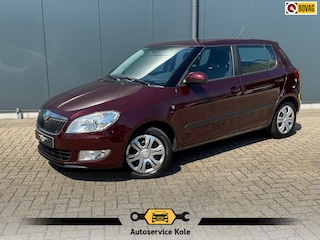 Skoda Fabia 1.2 * PDC a * Cruise * Trekhaak * Airco *