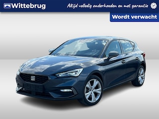 Seat Leon 1.4 TSI eHybrid PHEV FR / Achteruitrij camera / Keyless / Stoel en stuurwiel verwarming voor / 17'' licht metaal / Navigatie / Carplay