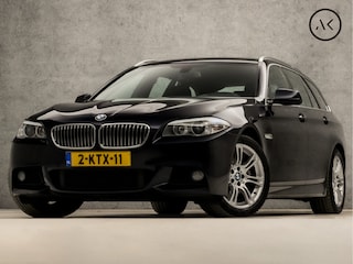 BMW 5-serie Touring 520i Sport 184Pk Automaat (GROOT NAVI, VIRTUAL COCKPIT, M STUUR, LUCHTVERING, CLIMATE, SPORTSTOELEN, ELEK ACHTERKLEP, SPORT AUTOMAAT, CRUISE, BLUETOOTH, NIEUWE APK, NIEUWSTAAT)