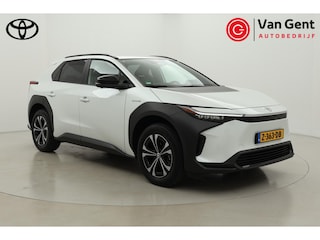 Toyota bZ4X Dynamic 71 kWh | Warmtepomp | Dodehoek detectie | Navigatie | 360 camera | Stoel-/stuurverwarming | Matrix LED koplampen | Apple Carplay / Android Auto