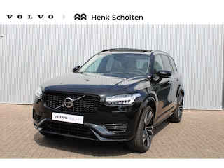 Volvo XC90 T8 AUT8 455PK Recharge AWD Ultimate Dark, Luchtvering, Adaptieve Cruise Control met Pilot Assist, Premium audio by Bowers&Wilkins, Geventileerde voorstoelen met massagefunctie, Elektrisch bedienbaar panoramisch schuif-/kanteldak, 360 Parkeercamera, Park Assist voor + achter, Elektrische voorstoelen met geheugen, Verwarmbare voorstoelen + stuurwiel, Verwarmbare achterbank, 4-Zone Climate Control, Blind Spot Information System, Keyless Entry, Apple CarPlay, 22'' Lichtmetalen wielen