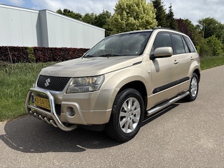 Suzuki Grand Vitara 2.0-16V Exclusive / AUTOMAAT / 4WD / 4x4 / AIRCO ECC / TREKHAAK
