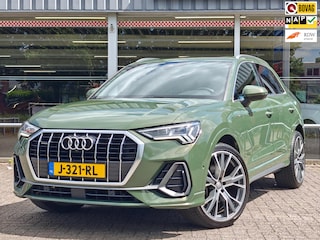 Audi Q3 40 TFSI quattro S edition | Virtual Cockpit | Panoramadak | Afn. trekhaak | ACC | DAB|