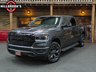 Dodge Ram 1500 5.7 V8 4x4 Laramie Night, panoramadak, 360 graden camera, 1e eigenaar!!!