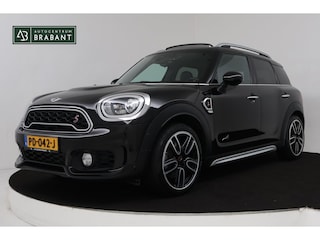Mini Countryman 2.0 Cooper S ALL4 Chili (PANORAMADAK, CAMERA, NAVIGATIE, PARKEERSENSOREN, STOELVERWARMING, LEER, NL-AUTO)