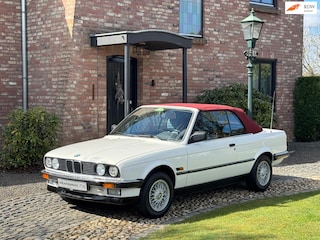 BMW 3-serie E30 320i Cabriolet zeer mooi!!