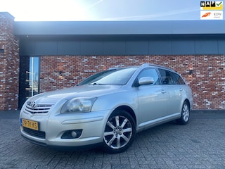 Toyota Avensis Wagon 1.8 VVTi Luna Cruise Clima Trekhaak