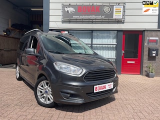 Ford Tourneo Courier 1.0i ecoboost Titanium