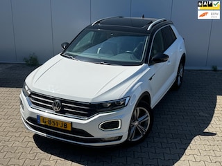 Volkswagen T-Roc 1.5 TSI R-LINE PANORAMADAK VIRTUAL LED STOELVERWARMING KEYLESS