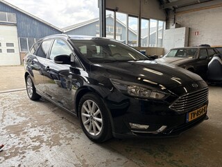 Ford Focus Wagon 1.0 Titanium Climate | Pdc | Apple Carplay | Stoel en stuurverwa