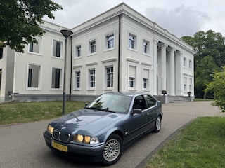BMW 316 i E36 Compact, AIRCO ! MOOI & GOED RIJKLAAR