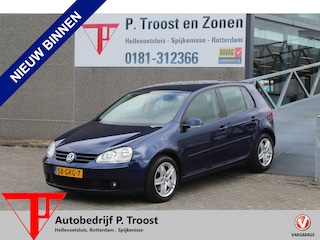 Volkswagen Golf 1.4 TSI Trendline Airco/Radio-CD speler/Multifunctioneel stuurwiel/16'' Lichtmetalen velgen/Centrale deurvergrendeling/Elektrische ramen/Elektrisch verstelbare spiegels.