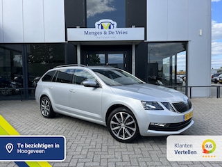 Skoda Octavia Combi 1.0 TSI Greentech Ambition Business Airco ECC | Trekhaak | Stoelverwarming | Navigatie | NAP | Cruise Control | Isofix | Parkeersensoren