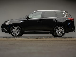 Mitsubishi Outlander Sport 2.4 PHEV Instyle (APPLE CARPLAY,NAVI,STOELVERWARMING,CAMERA,PDC,LEDER,KEYLESS,CRUISE,GETINT,LM VELGEN)