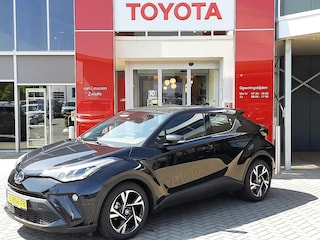 Toyota C-HR 1.8 HYBRID DYNAMIC DODEHOEKDETECTIE APPLE/ANDROID 18"LMV AD-CRUISE KEYLESS LED PARK-SENSOREN CAMERA NL-AUTO