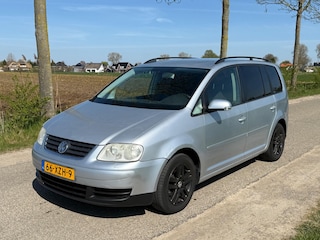 Volkswagen Touran 1.6-16V FSI Athene Airco APK 07-2025