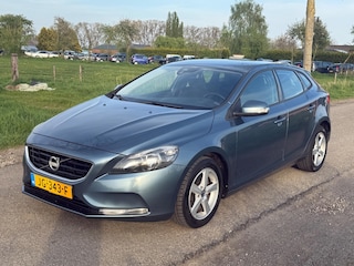 Volvo V40 1.6 D2 Summum APK 05-2026 Airco