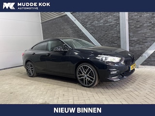 BMW 218i Business Edition Plus | Vol-Leder | Camera | 19 Inch | Getint Glas | Stoelverwarming