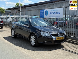 Volkswagen Eos 1.6-16v FSI | Pano | Camera| Airco | Cruise
