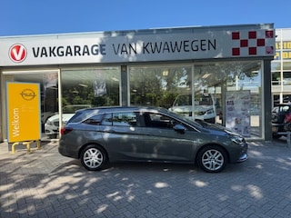 Opel Astra 1.6 CDTI 110pk NAVIGATIE BLUET. TREKHAAK