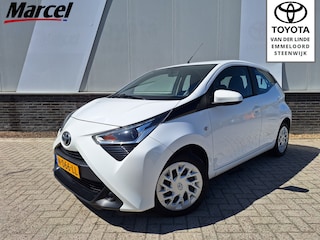 Toyota Aygo 1.0 VVT-i X-play | Navi | Airco | Achteruitrijcamera | Bluetooth
