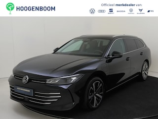 Volkswagen Passat Variant 1.5 eHybrid Business | Trekhaak | Achteruitrijcamera | Stoel- en stuurwielverwarming | Dodehoek detectie | Navigatie | 3-zone airco | Masagefunctie voorstoelen |