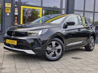 Opel Grandland 1.2 Turbo GS | Parkeer Sens. | Stuur- en Stoelverwarming | Apple Carplay en Android Auto | Climate- en Cruise Contr