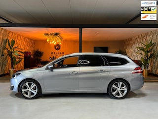 Peugeot 308 SW 1.2 e-THP Première Nap Trekhaak Pano Camera PDC Led Cruise Navi Clima Blindspot Parkeerhulp Rijklaar